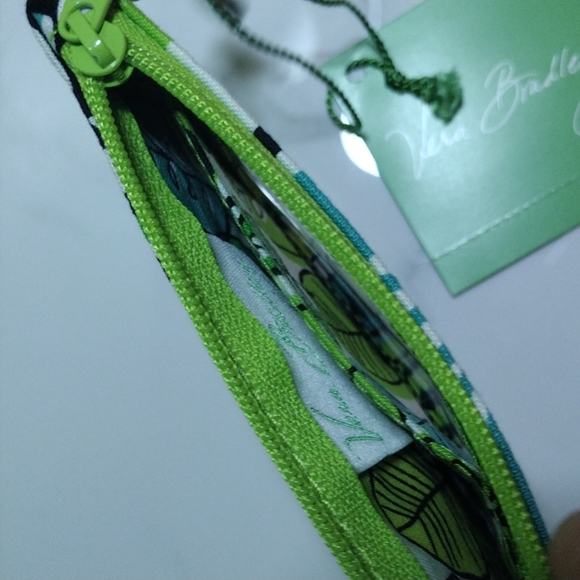 Vera Bradley Limes Up Clip Zip ID Pouch NWT - Picture 6 of 7